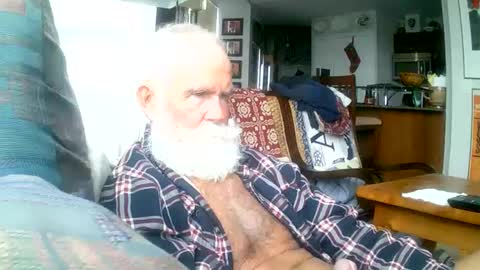 beardbushy online show from 4, 3, 2025