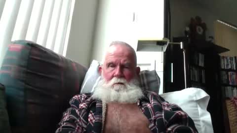 Snapshot of beardbushy chatting on 3, 5, 2026 beardbushy online show from 3, 5, 2026