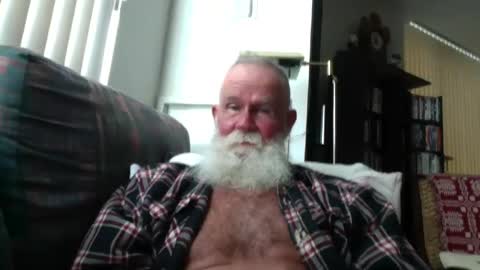 Snapshot of beardbushy chatting on 18, 6, 2026 beardbushy online show from 18, 6, 2026