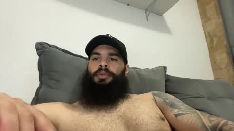 Snapshot of beardmax chatting on 2, 3, 2026 Min online show from 2, 3, 2026