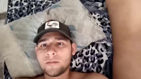 Jhon Tenjo and Sofi online show from 15, 9, 2025