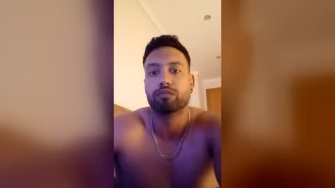 bearpapi858412 online show from 7, 7, 2026