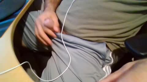 Snapshot of bearyuncut chatting on 17, 9, 2025 bearyuncut online show from 17, 9, 2025