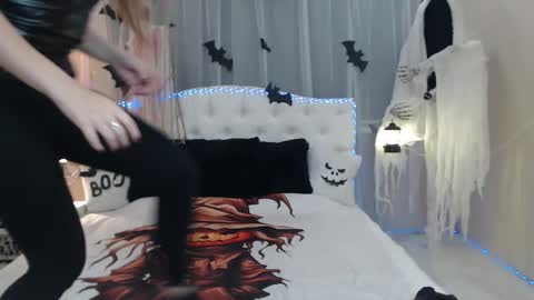 Snapshot of beataangel chatting on 30, 10, 2025 beataangel online show from 30, 10, 2025