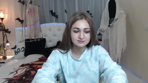 Snapshot of beataangel chatting on 6, 11, 2025 beataangel online show from 6, 11, 2025