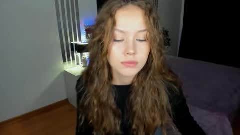 Snapshot of beatricewild chatting on 7, 1, 2026 BeatriceWild online show from 7, 1, 2026