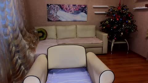 Chloe - Follow me on Fansly  online show from 7, 1, 2025