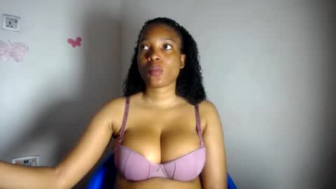 Snapshot of beautiful_moanna chatting on 22, 6, 2026 moanna online show from 22, 6, 2026