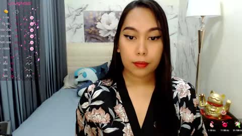 Snapshot of beautiful_woman_in_asia chatting on 17, 3, 2026 Im Kim and Im Single in real life online show from 17, 3, 2026