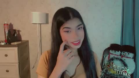 Snapshot of beautifultrixie chatting on 18, 12, 2025 TRIXIE online show from 18, 12, 2025