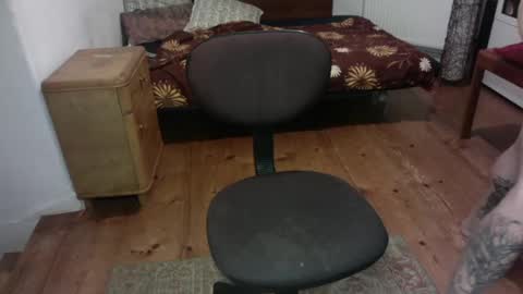 beautifulworld33 online show from 5, 3, 2025