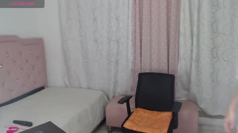 Snapshot of beauty_lana18 chatting on 6, 7, 2026 lana online show from 6, 7, 2026