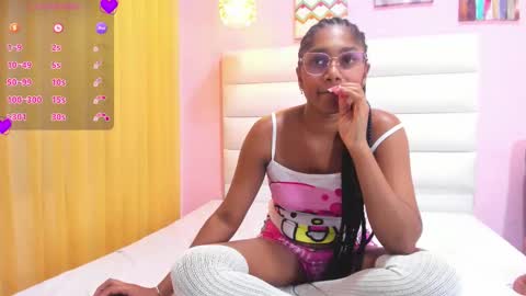 Snapshot of beauty_luci chatting on 18, 9, 2025 beauty_luci online show from 18, 9, 2025