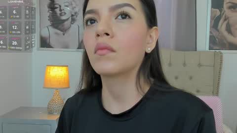 Ariana Reyes online show from 22, 5, 2026
