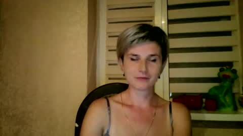 Snapshot of beautyksenia chatting on 17, 9, 2025 BeautyKsenia online show from 17, 9, 2025