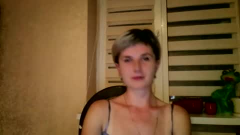 Snapshot of beautyksenia chatting on 1, 10, 2025 BeautyKsenia online show from 1, 10, 2025