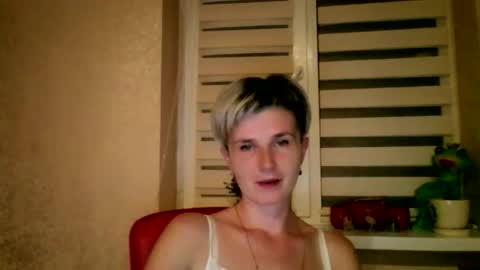 Snapshot of beautyksenia chatting on 9, 10, 2025 BeautyKsenia online show from 9, 10, 2025