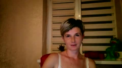 Snapshot of beautyksenia chatting on 14, 10, 2025 BeautyKsenia online show from 14, 10, 2025