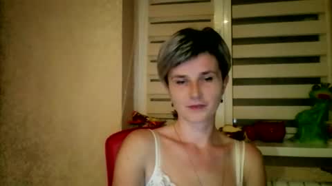 Snapshot of beautyksenia chatting on 28, 10, 2025 BeautyKsenia online show from 28, 10, 2025