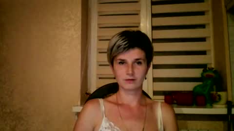 Snapshot of beautyksenia chatting on 11, 11, 2025 BeautyKsenia online show from 11, 11, 2025