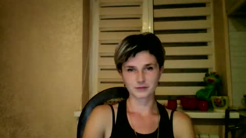 Snapshot of beautyksenia chatting on 3, 12, 2025 BeautyKsenia online show from 3, 12, 2025