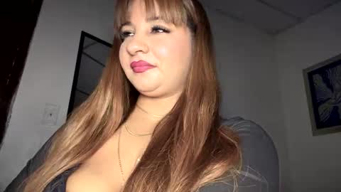 Snapshot of beautymoon26 chatting on 11, 1, 2026 beautymoon26 online show from 11, 1, 2026