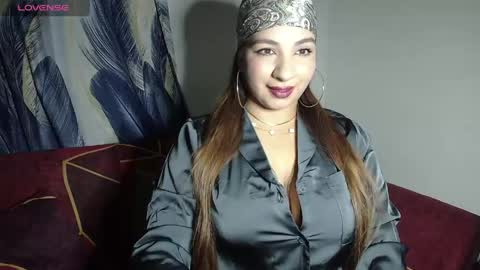Snapshot of beautymoon26 chatting on 24, 5, 2026 beautymoon26 online show from 24, 5, 2026