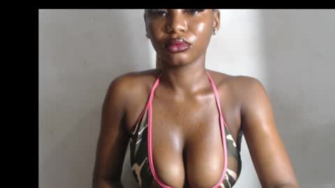 beautyslut1 online show from 19, 4, 2026
