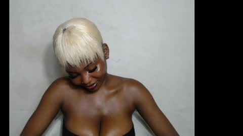 beautyslut1 online show from 17, 6, 2026