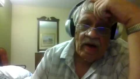 Snapshot of beautytomyeyes chatting on 9, 10, 2025 beautytomyeyes online show from 9, 10, 2025