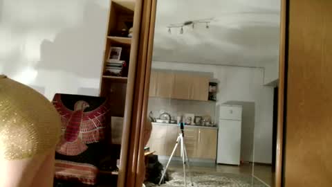 Snapshot of bebacksooon chatting on 9, 11, 2025 Raluca online show from 9, 11, 2025