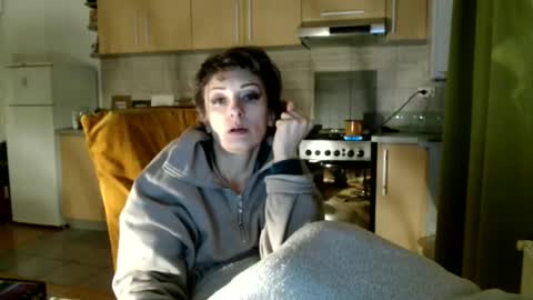 Snapshot of bebacksooon chatting on 9, 1, 2026 Raluca online show from 9, 1, 2026