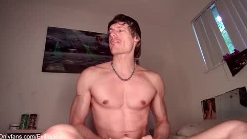 Snapshot of bebexxxdust chatting on 21, 10, 2025 bebe  dust online show from 21, 10, 2025