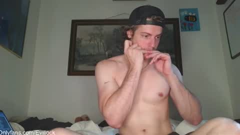 Snapshot of bebexxxdust chatting on 8, 7, 2026 bebe dust online show from 8, 7, 2026