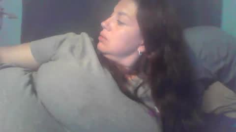 Snapshot of beccabee37 chatting on 18, 6, 2026 beccabee37 online show from 18, 6, 2026