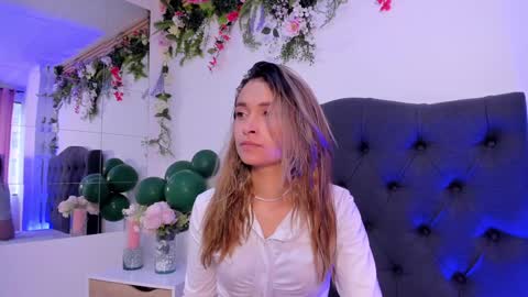 beccamilanni online show from 27, 12, 2024