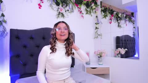 beccamilanni online show from 29, 1, 2025