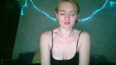BeckiXOlensy online show from 31, 5, 2026