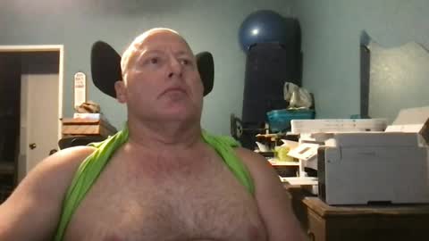 Snapshot of beckster040 chatting on 12, 6, 2026 beckster online show from 12, 6, 2026