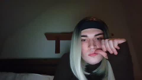 beckybottomxo online show from 21, 7, 2026