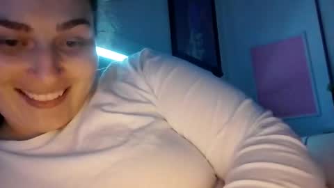 Snapshot of beeinmedeep chatting on 18, 4, 2026 beeinmedeep online show from 18, 4, 2026