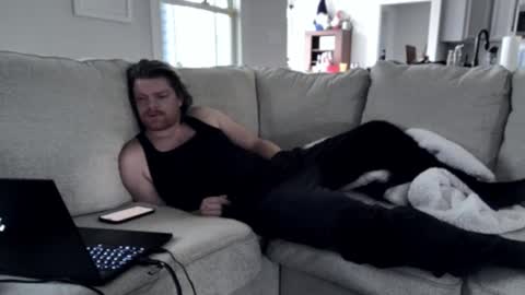 beeizzy15 online show from 10, 12, 2024