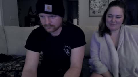 beeizzy15 online show from 12, 12, 2024