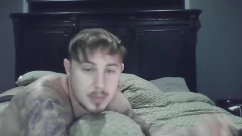 Snapshot of beelzebubxo chatting on 2, 12, 2024 beelzebubxo online show from 2, 12, 2024