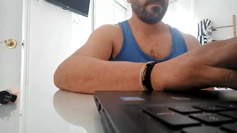 beerman198710 online show from 20, 2, 2025