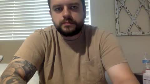 Snapshot of beginnersluck111 chatting on 17, 11, 2025 Beginners Luck online show from 17, 11, 2025