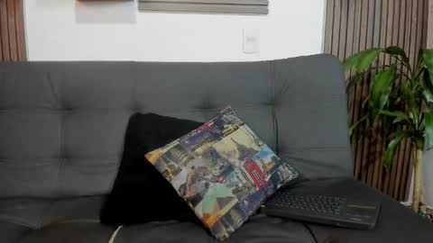 Snapshot of belamiramil chatting on 22, 10, 2025 independent model online show from 22, 10, 2025