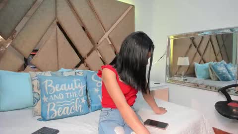 Snapshot of belhalawuo chatting on 21, 11, 2025 Belha online show from 21, 11, 2025