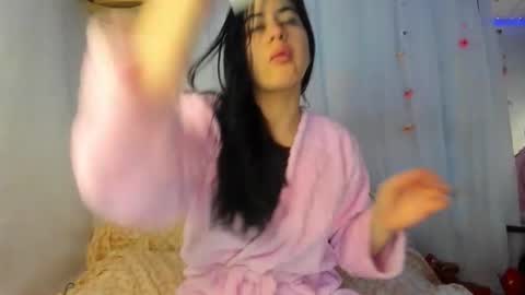 Snapshot of belinda_luna_ chatting on 13, 1, 2026 modelo independiente online show from 13, 1, 2026