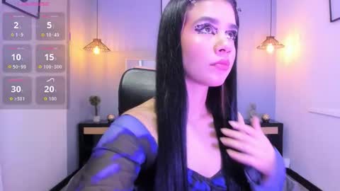 Snapshot of bell_marinny chatting on 18, 12, 2025 Bell online show from 18, 12, 2025